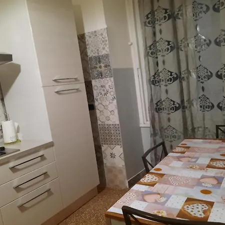 Tolemaide Apartment Genoa